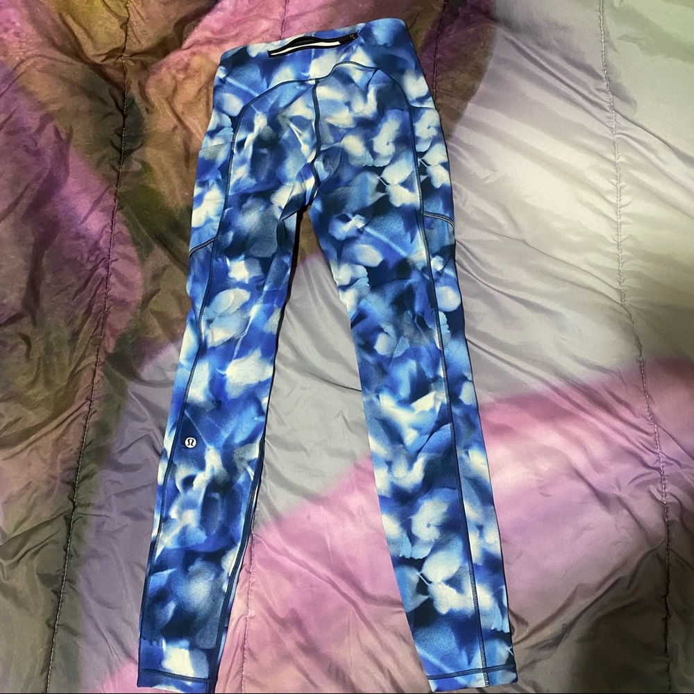 Lululemon speed up tight